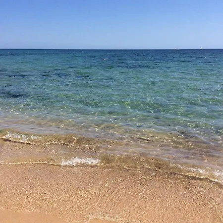 مكان تخييم Village Flumendosa سانتا مارغريتا دي